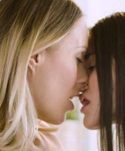 Angelika Grays & Sonya Blaze – Surprised By Her Kiss
