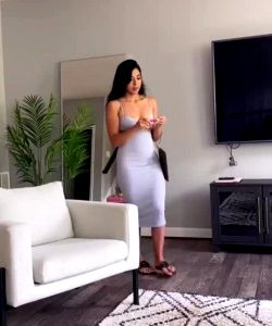 Bonnie – Latina Skips Lunch Date With Friends