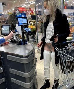 Bottomless At The Grocery Store