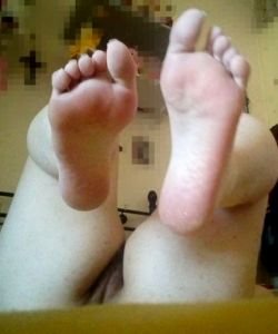 For Those Who Have A Thing For Feet~Here You Go~