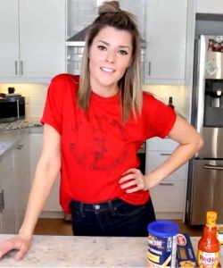 Grace Helbig Looking Hot As Fuck ????