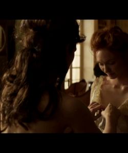 Keira Knightley And Eleanor Tomlinson In Colette
