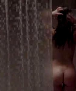 Keri Russell Showering In The Americans