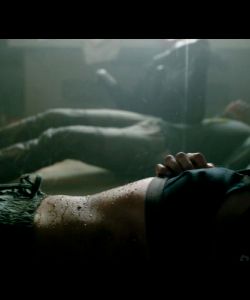 Kristen Stewart All Wet In Underwater