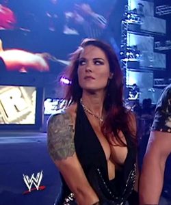 Lita’s 06 Look Added A Ton Of Plot To RAW