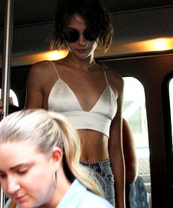 Willa Holland Arriving At Comic Con San Diego 2017